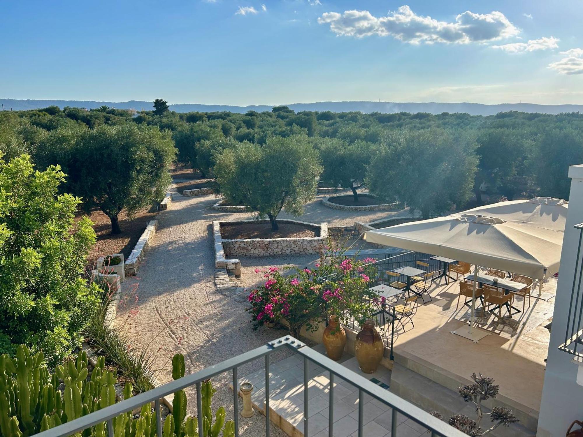 Boutique Hotel Masseria Sottomasi Savelletri Exterior foto